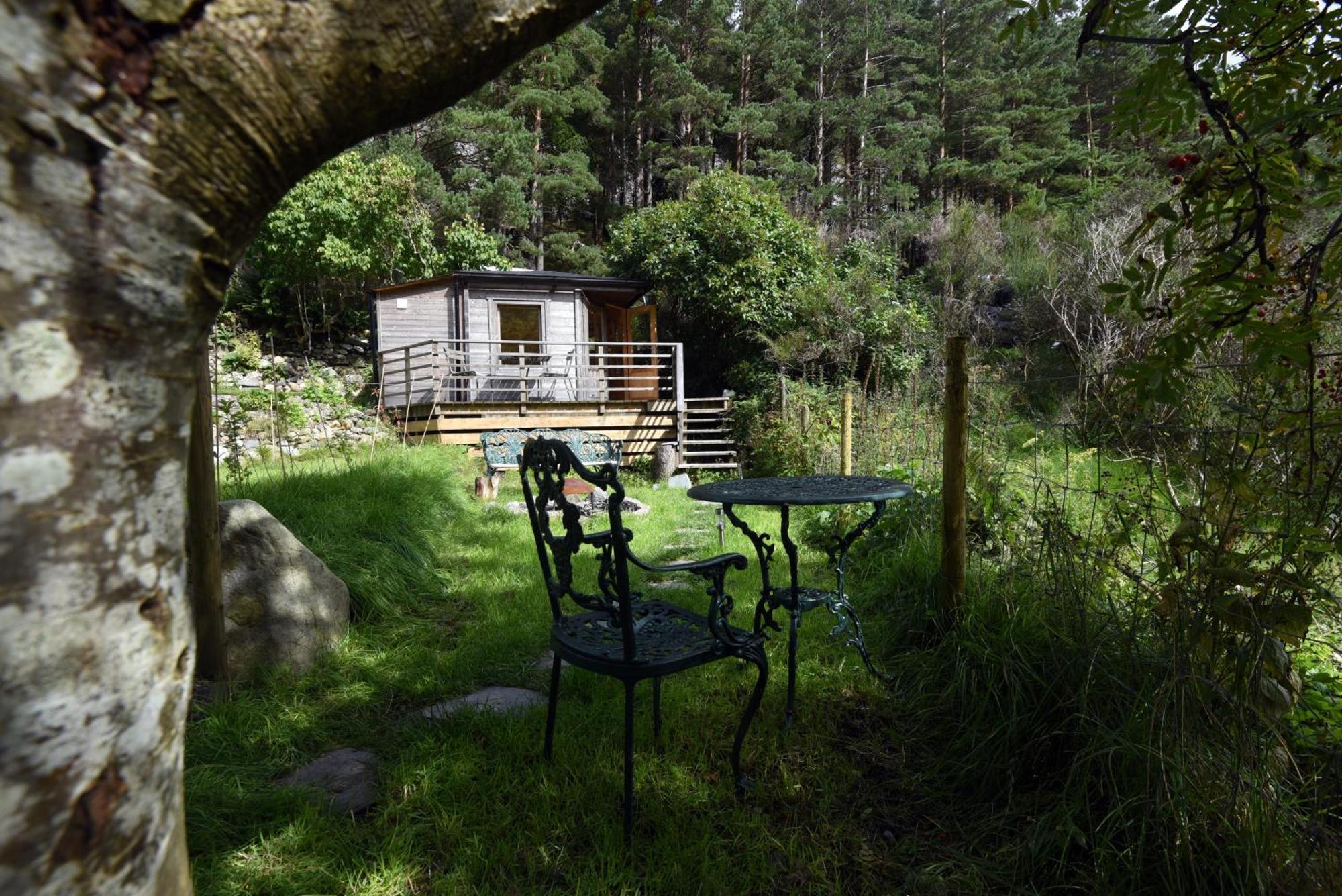 Helvellyn - The Hut - Twin Or Double Hotel Glenridding Eksteriør billede